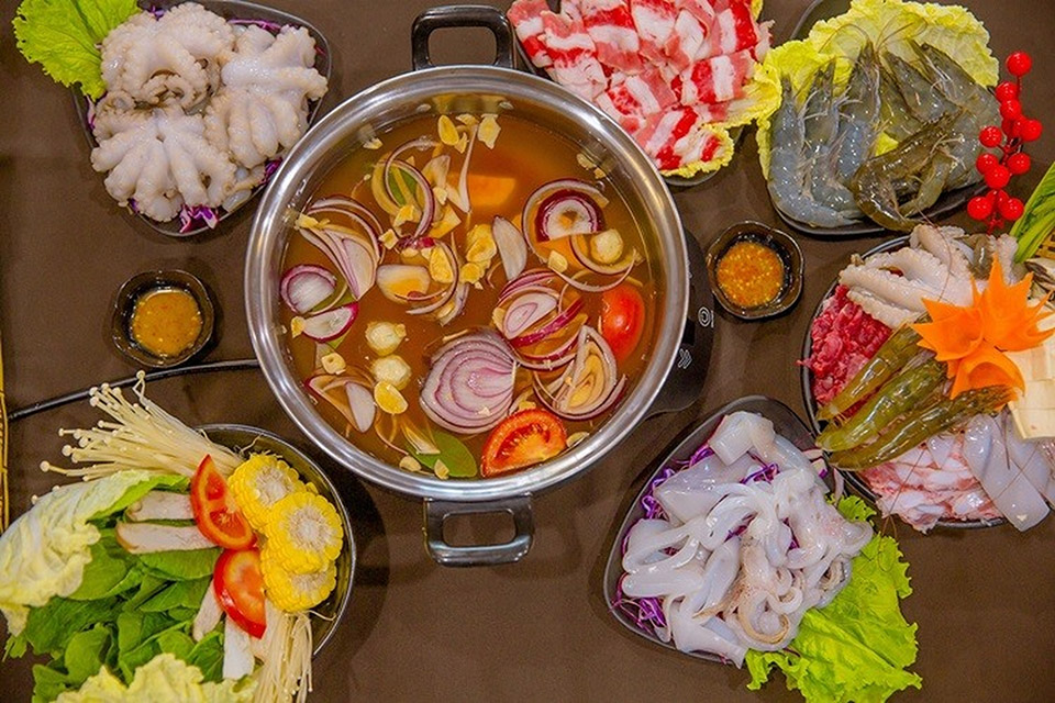 Cách nấu lẩu Thái đơn giản tại nhà ngon