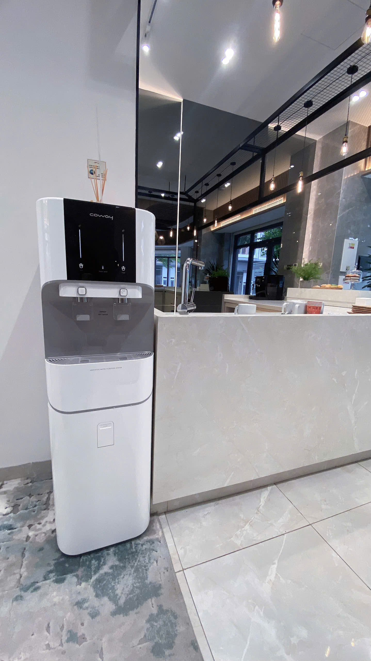 Máy lọc nước nóng lạnh Coway Core CHP-671R – Tủ đứng